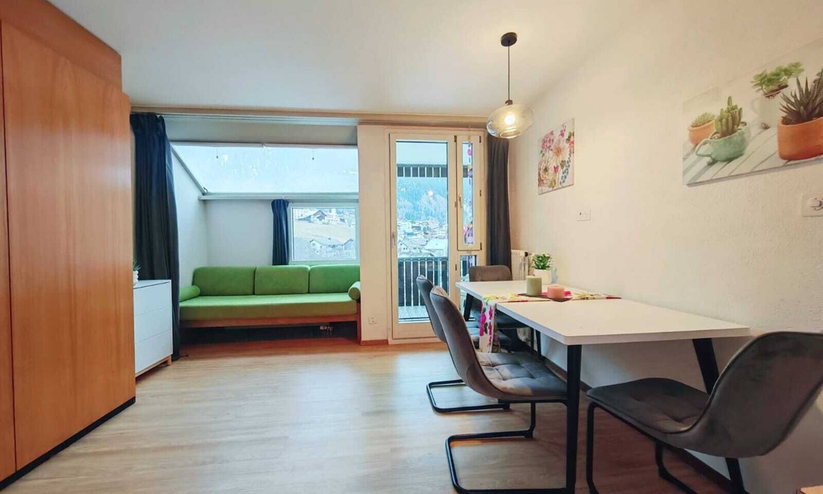 Savognin Apartment | 1 room apartment for 3 people with a view of the village