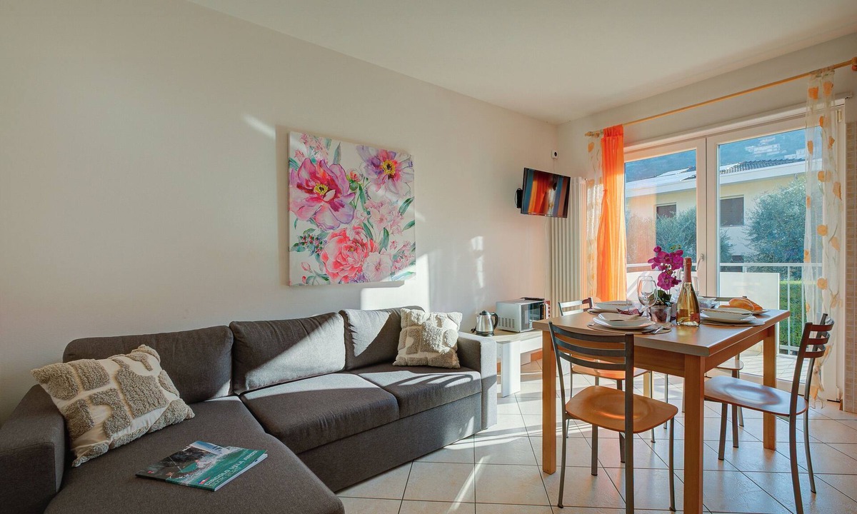 Torbole sul Garda Apartment | Agritur Laura - Danza di colori 3 with Shared Garden, Torbole sul Garda, Italy