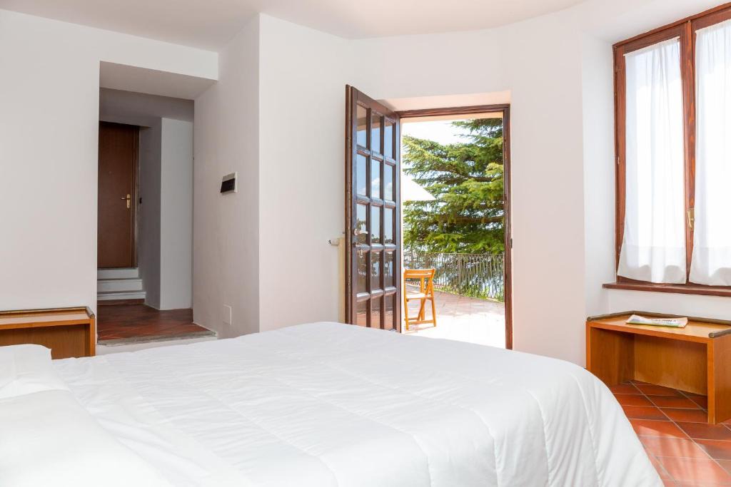 Santa Maria del Monte Hotel | Albergo Sacro Monte Varese