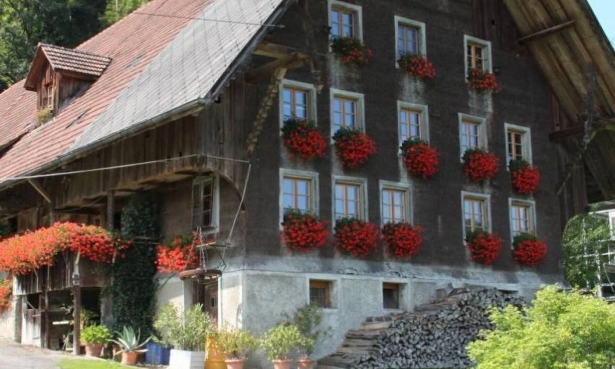 Willisau Land Apartment | Altes Bauernhaus 1793 in Willisau by Interhome