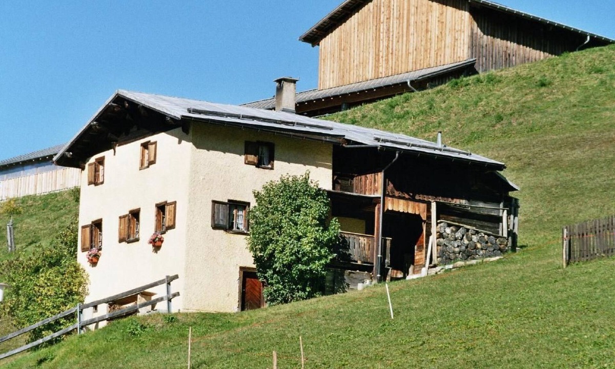 Praz House | Altes Walserhaus by Interhome