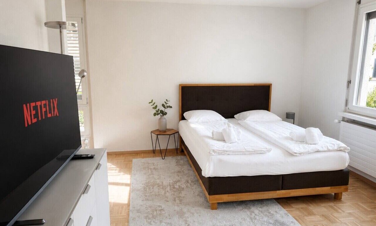 Hochschulen Apartment | Amazing studio in the city centre (Art 12)