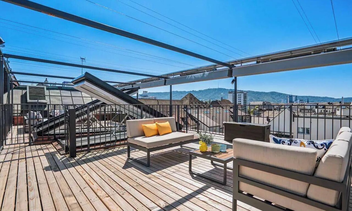Old Town Apartment | AN EXCEPTIONAL BLEND OF ELEGANCE, COMFORT WITH BREATHTAKING ROOFTOP TERRACES