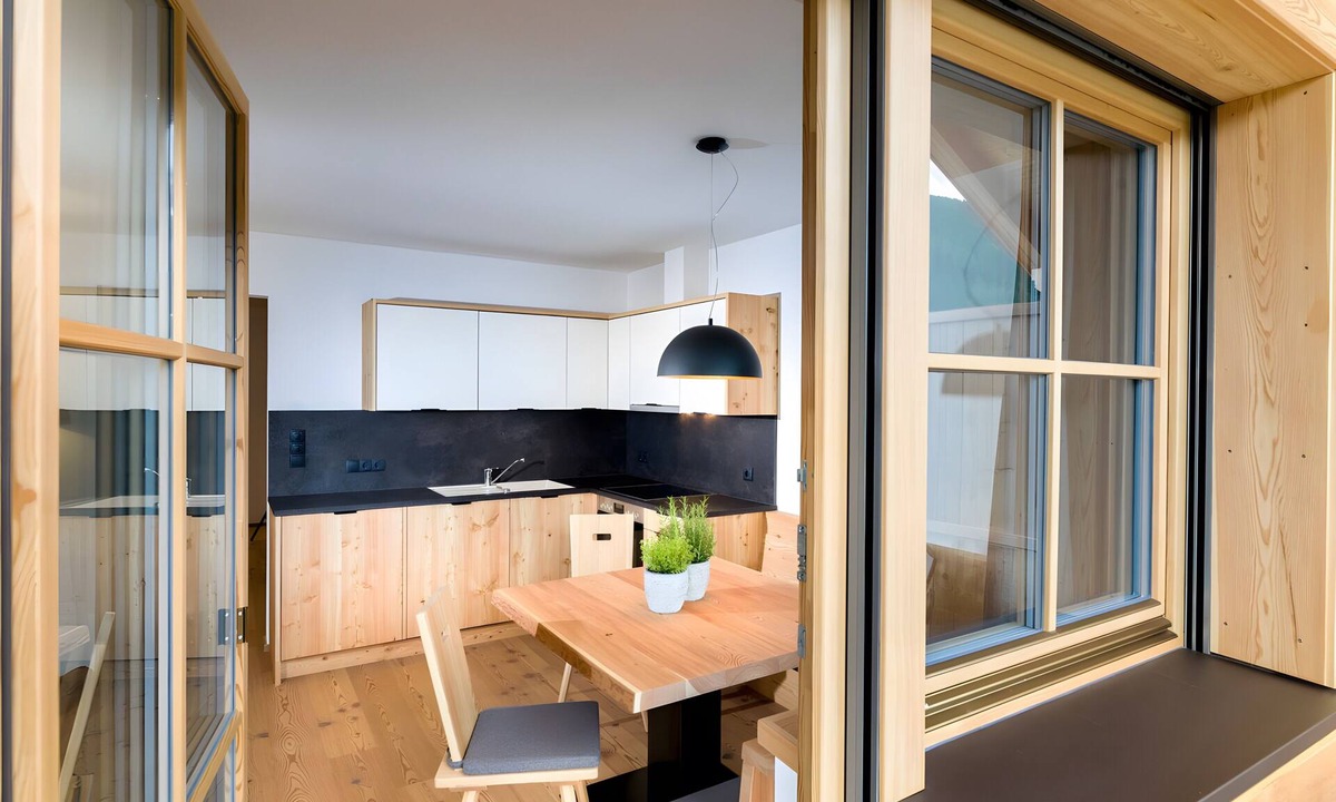 Valle San Silvestro Apartment | Apartment 'Altmessnerhof Steinklee' with Mountain View, Shared Terrace and Wi-Fi