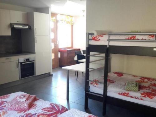 Chardonne Apartment | Apartment Appartement dans une ferme rénovée - 4pers- by Interhome