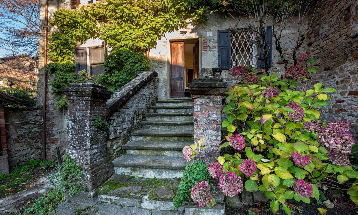 Saint-remy-de-provence Apartment | Apartment 'Casa Dolcetto' with Private Terrace, Shared Garden and Wi-Fi