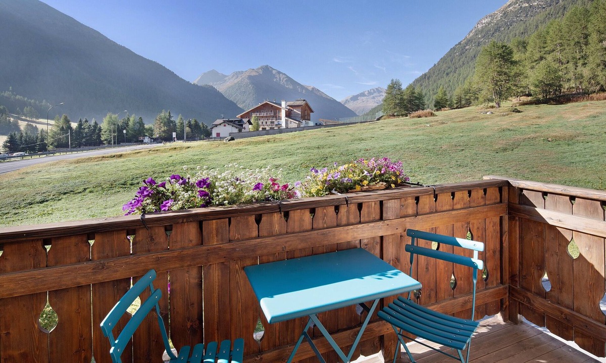 Valtellina Apartment | Apartment 'Sole Chalet Martina' with Mountain View, Garden & Wi-Fi