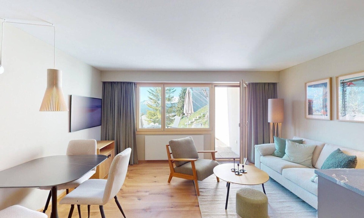 Lenzerheide Apartment | Apartment with Fireplace & Mountain View