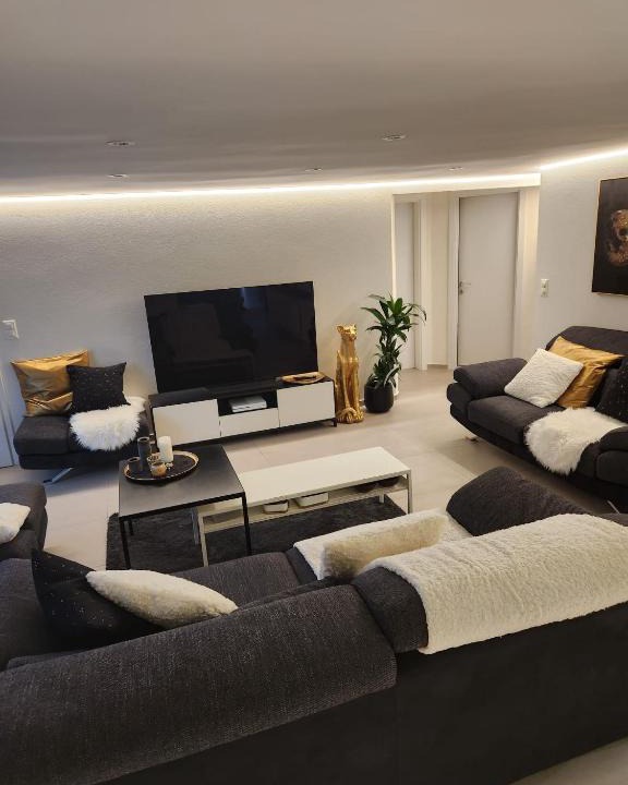 Les Posses-sur-Bex Apartment | Appartement moderne avec terrasse et piscine à Châtel sur Bex