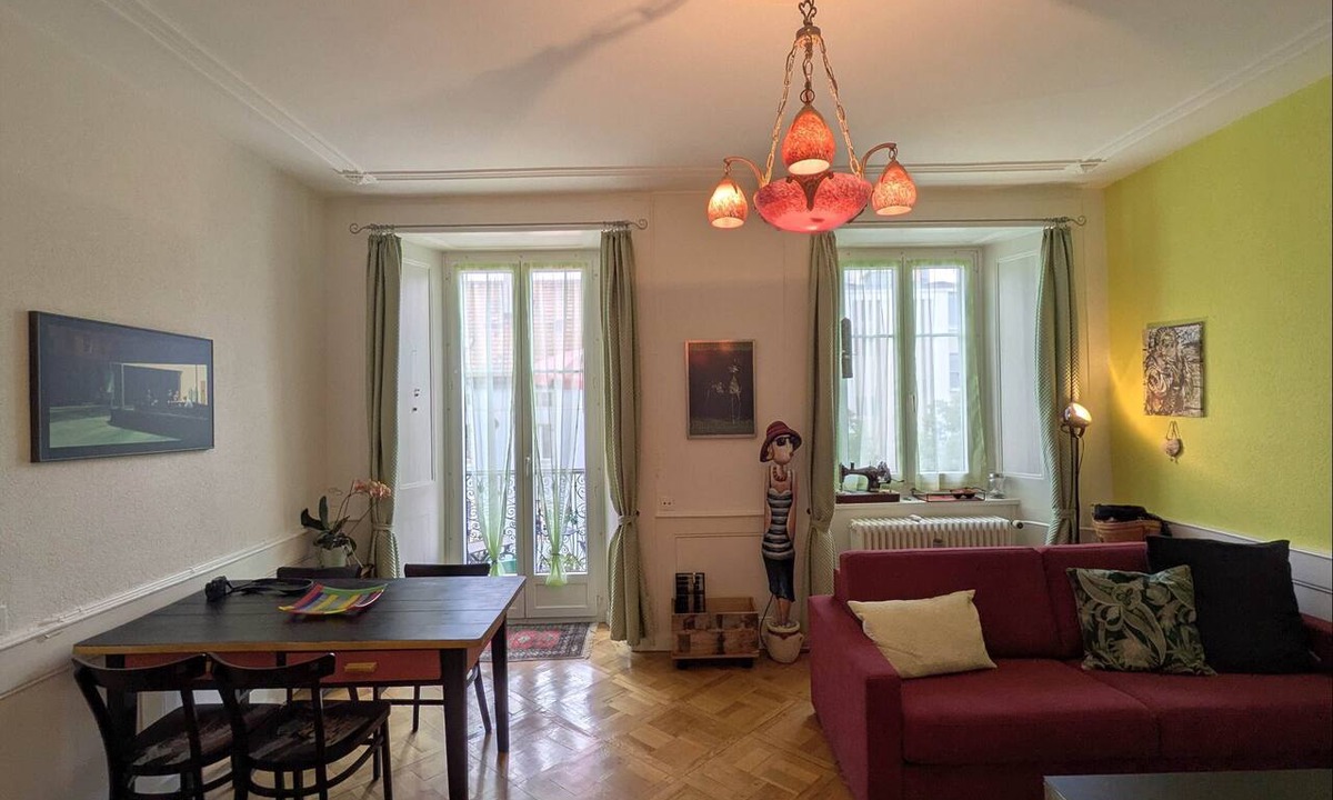 La Chaux-de-Fonds Apartment | Appartement vivant au cœur de la ville