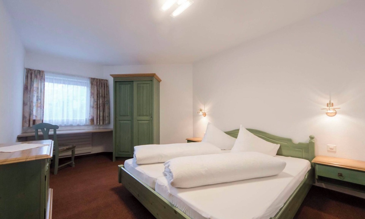 Ravaisch Apartment | Appartements Alpin Live, (Samnaun-Laret) by Interhome