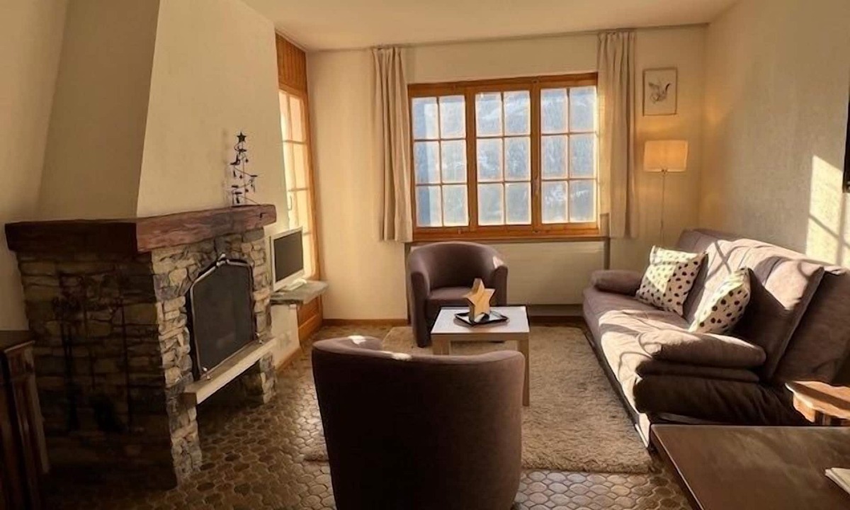 St. Luc Apartment | Beautiful 1-bedroom apartment for 2-3 people facing south with breathtaking panoramic views, especia