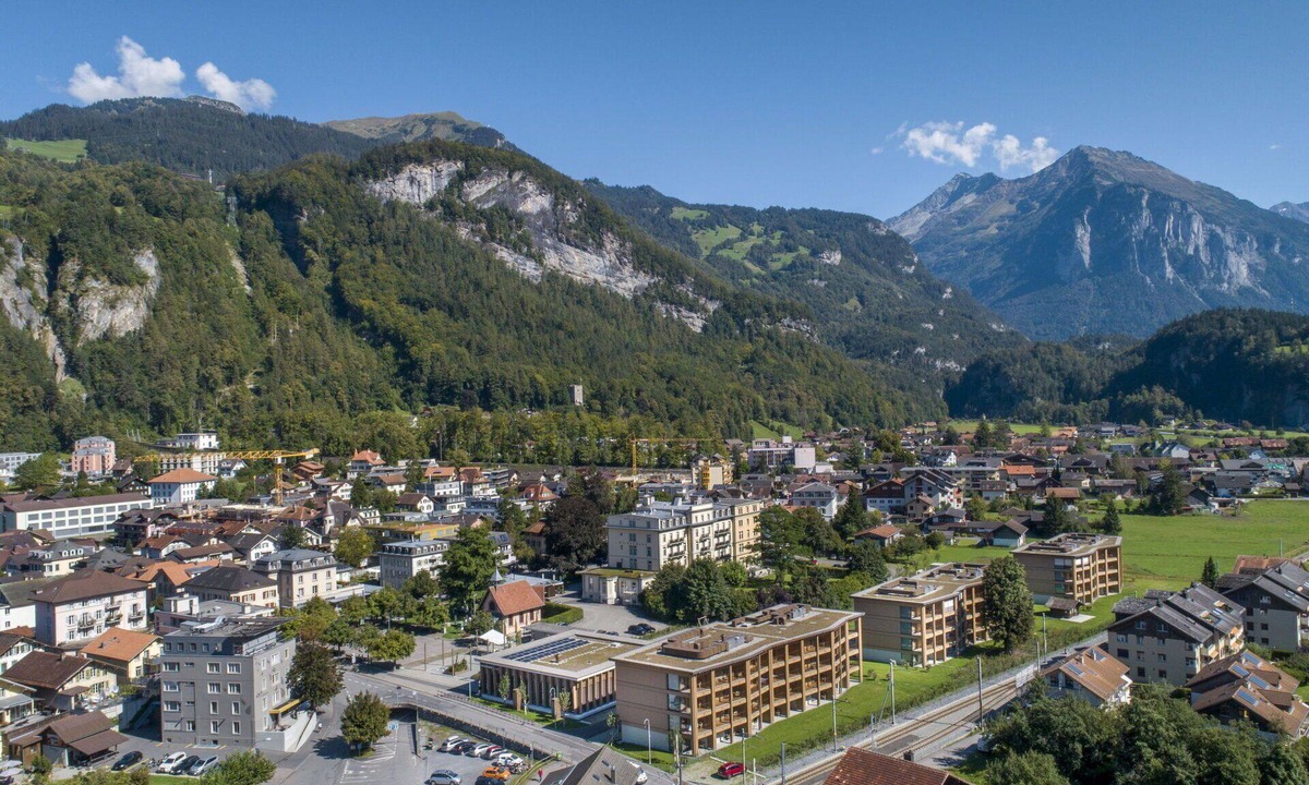 Meiringen Apartment | Beautiful apartment for 8 guests with WIFI, TV, terrace and pets allowed