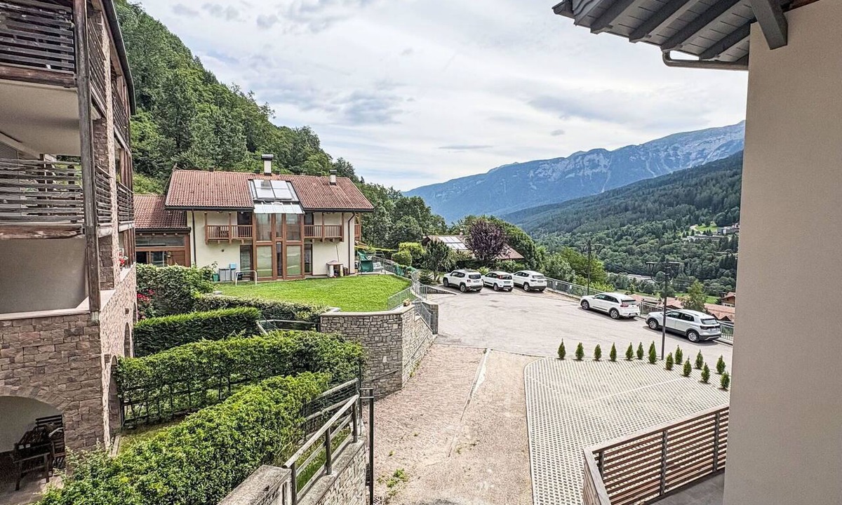 Mezzana Apartment | Beautiful apartment for 5 guests with WIFI, TV, balcony and pets allowed