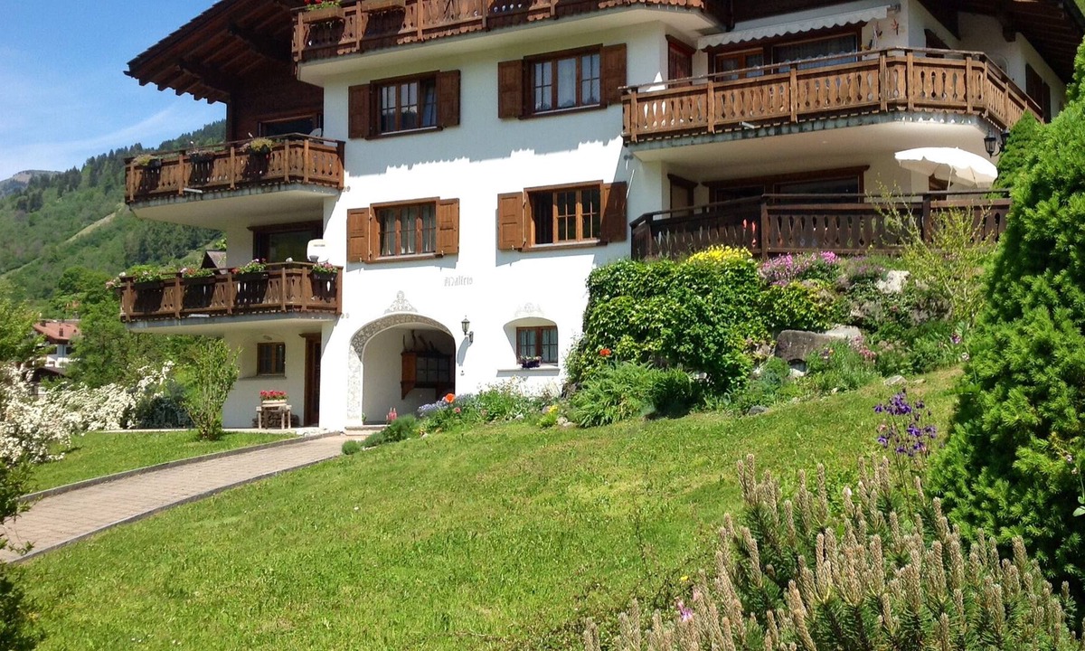 Saas im Prattigau Apartment | Beautiful Apartment in the KlostersDavos Area