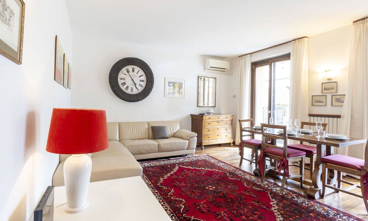 Valtellina Apartment | Beautiful apartment for 4 guests with WIFI, A/C, TV, balcony, pets allowed and parking