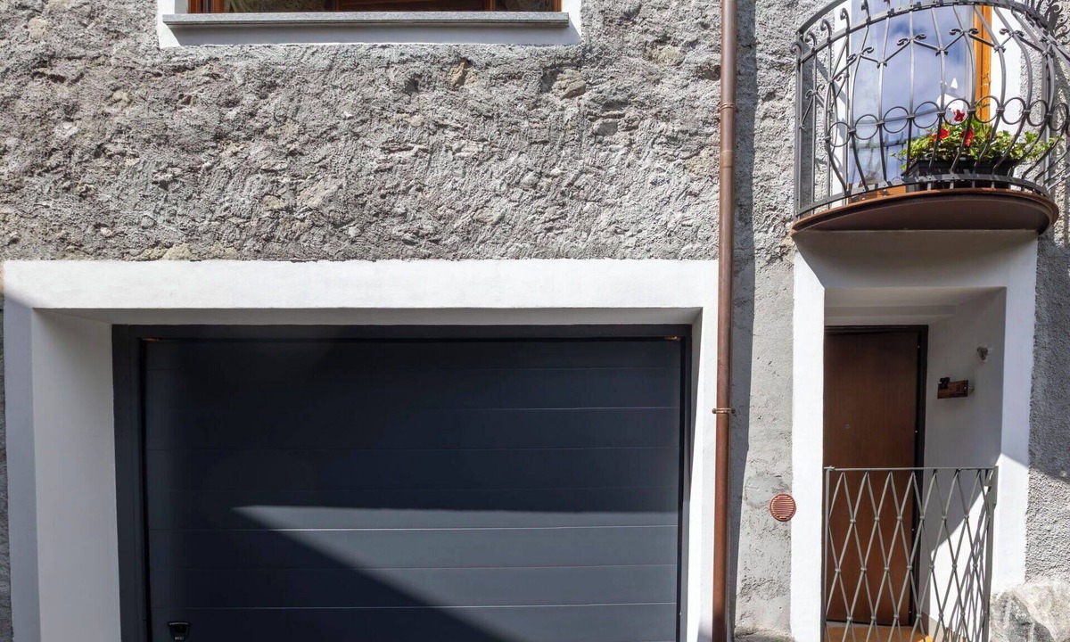 Traona House | Beautiful villa for 3 people with A/C, WIFI and balcony