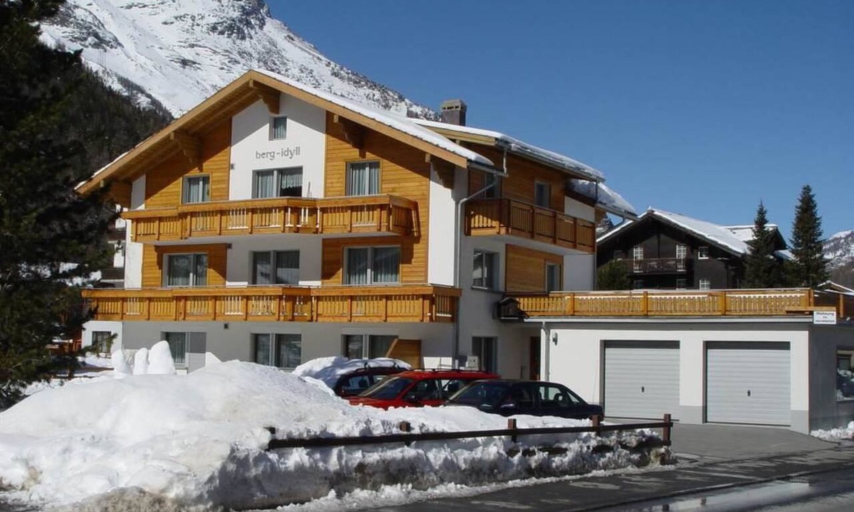 Saas Grund Apartment | Berg-Idyll Appartement/Fewo 6-Bettwohnung by Interhome