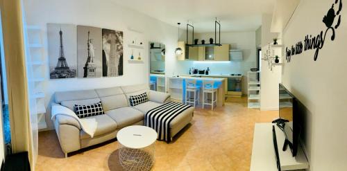 Corsico Apartment | Bilocale 100m dal Naviglio Corsico Milano - JR HOME 1
