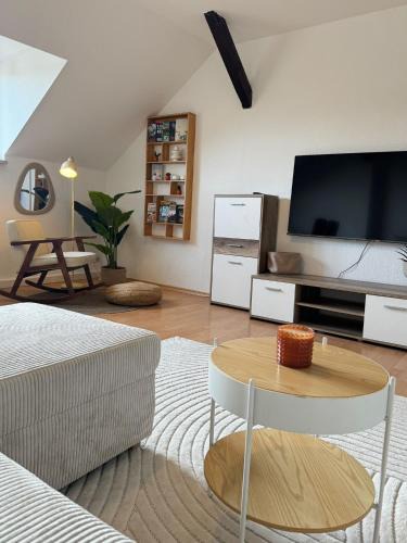 Sonnenberg Apartment | Boho Elegance