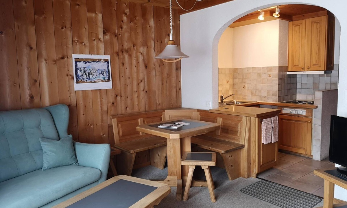 Davos Apartment | Bolgenstrasse 12 Appartement/Fewo, Dusche oder Bad, WC 1-Zimmerwohnung by Interhome