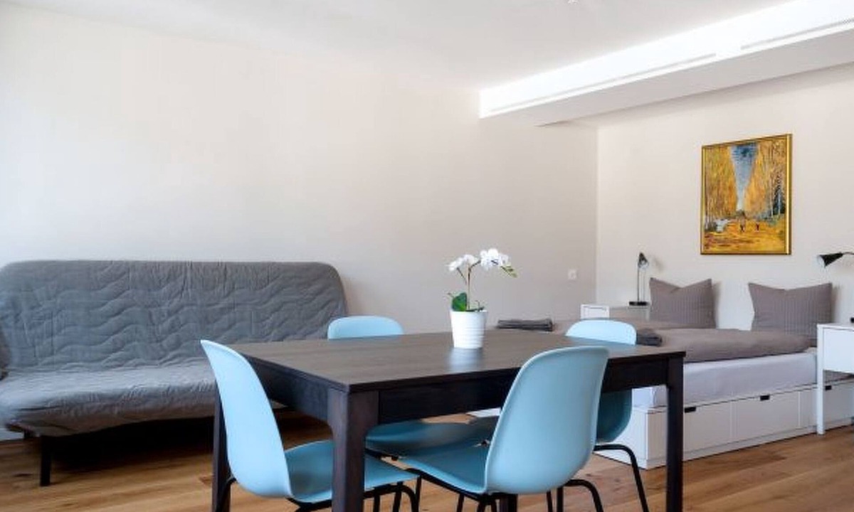 Basel City Centre Apartment | BS Van Gogh I - Marktplatz HITrental Apartment by Interhome