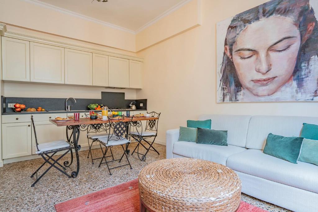 San Marco Apartment | Ca' Grassi 2 Apartment in San Marco with Balcony