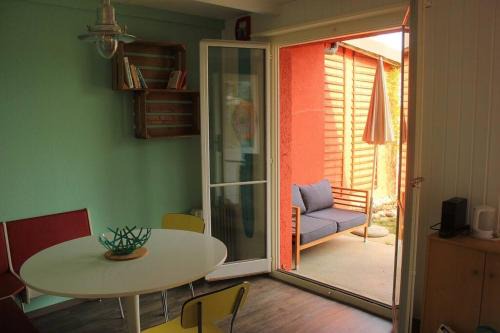 Grandson Apartment | Camping "le Pécos" appartement confort 5 personnes