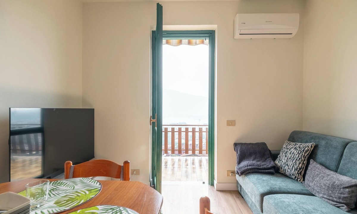 Sarnico Apartment | Casa Dreamo - One Bedroom Apartment, Sleeps 2