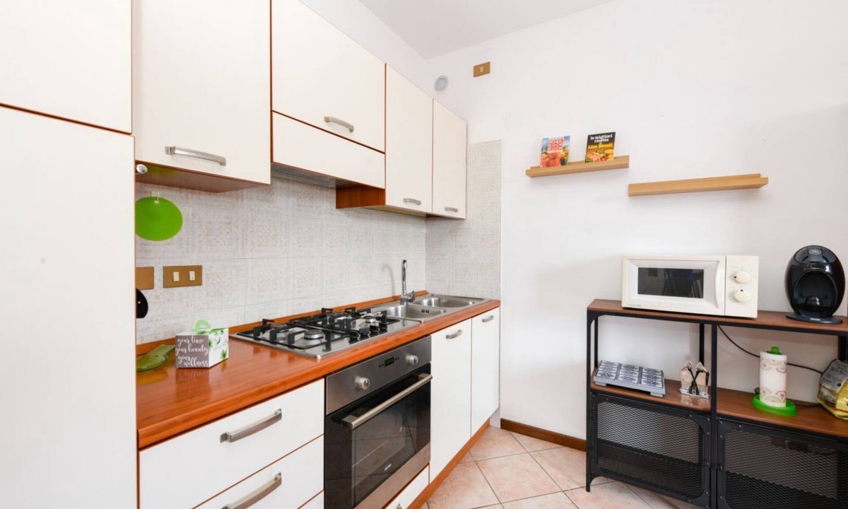 Toscolano Maderno Apartment | Casa Vuvi - Two-room apartment very close to the beach.
