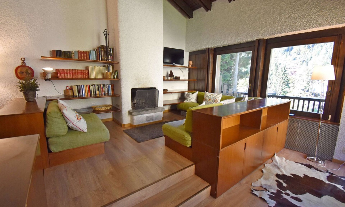 Palu Apartment | Central Park Duplex Apartment MhD