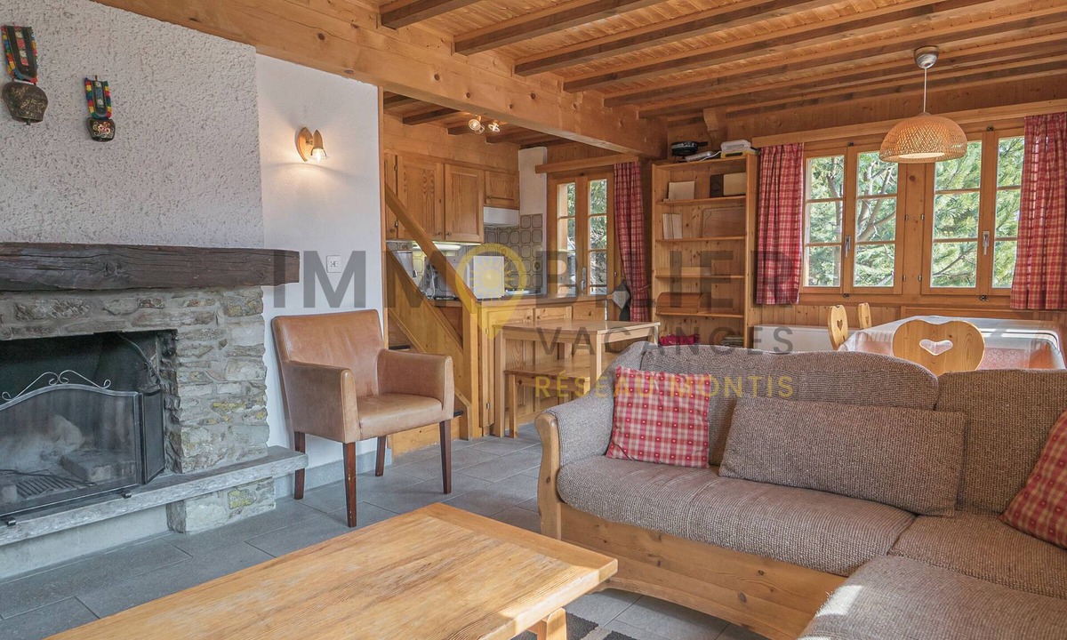 Saint-Luc Ski Chalet | Chalet chaleureux et confortable, idéal pour 6 personnes, situé à 30 mètres des pistes et du départ
