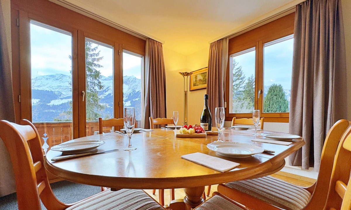 Wengen Apartment | Chalet Miravalle 3