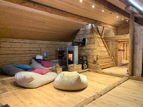 Vers L'Eglise Ski Chalet | Chalet Plein Soleil - 100% Nature & authenticité