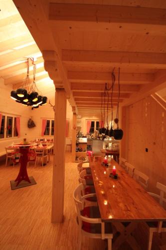 Axalp House | Chalet with gourmet kitchen for 4-8 people