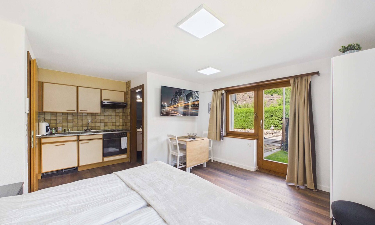 Gamsen Apartment | Charming Garden Apartment Near Brig