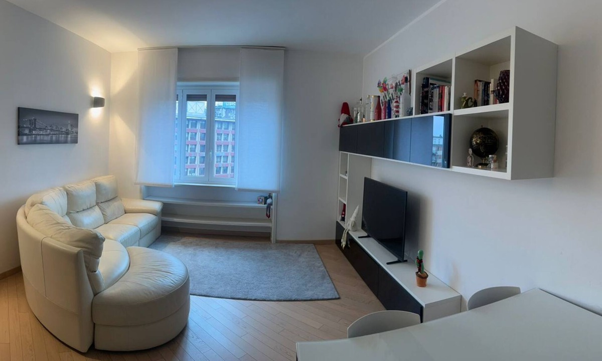 Loreto Apartment | City CENTER apartment! SUBWAY UNDER THE HOUSE!