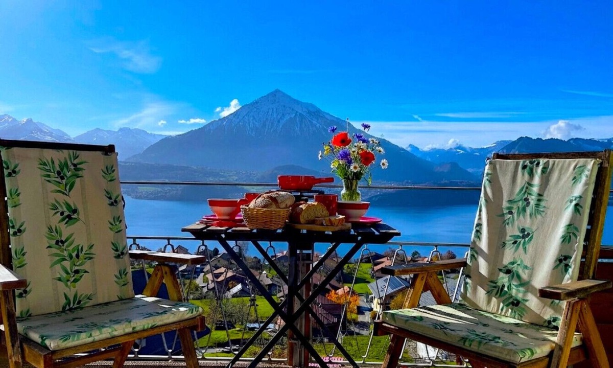 Sigriswil Apartment | Concierge, Lake Thun/Alps Scenic Views by SwissHut