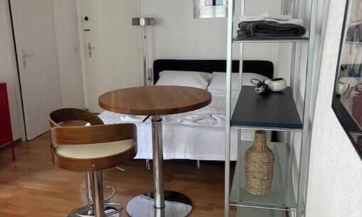 Fribourg Apartment | Cool apartment by the cathedral
