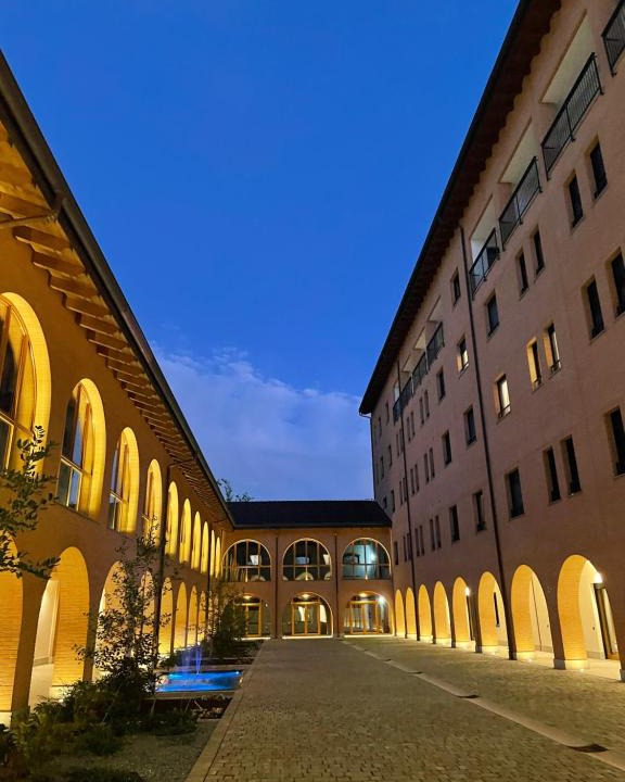 Rozzano Hostel | Corte Milano