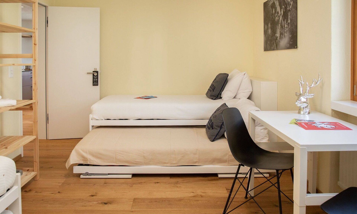 Falera Apartment | Cosy apartment for 4 guests with WIFI, pool, TV, balcony and panoramic view