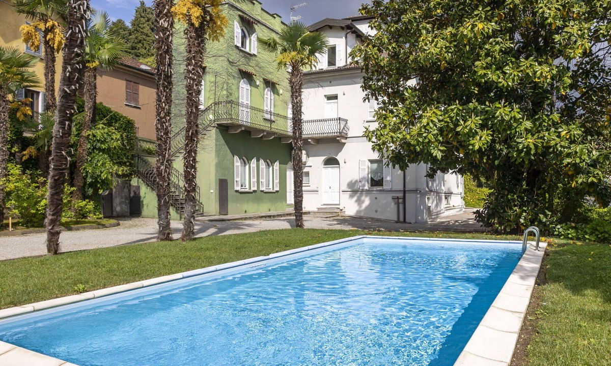 Meina Apartment | Cosy apartment for 4 people with pool, A/C and TV
