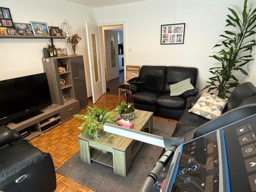 Monthey Apartment | Cosy Place