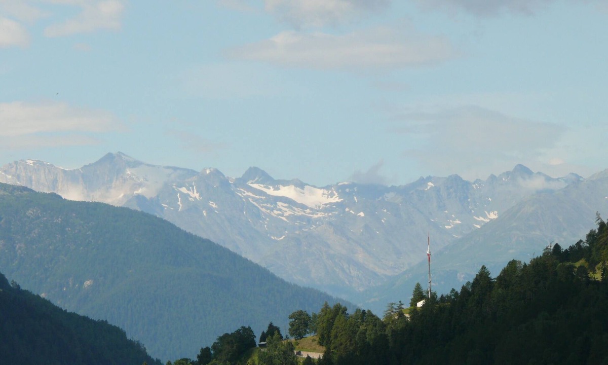 Fiesch Apartment | Cozy family apartment with far-reaching views - ideal for family time