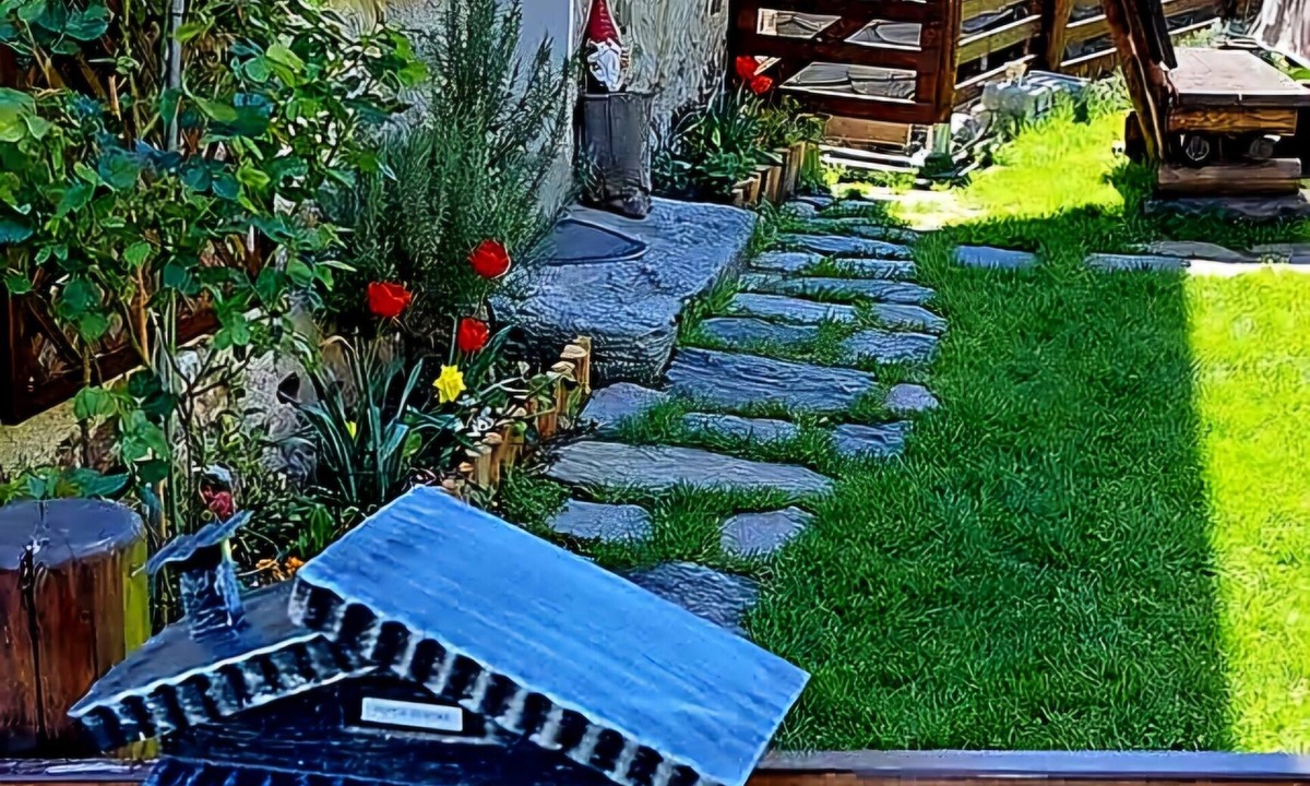 Fontainemore House | Cozy mountain chalet, with private fenced garden, pets allowed!