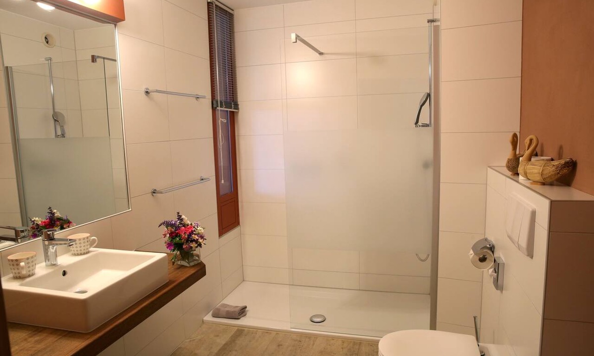 Montezillon Hotel | EcoHotel L'Aubier