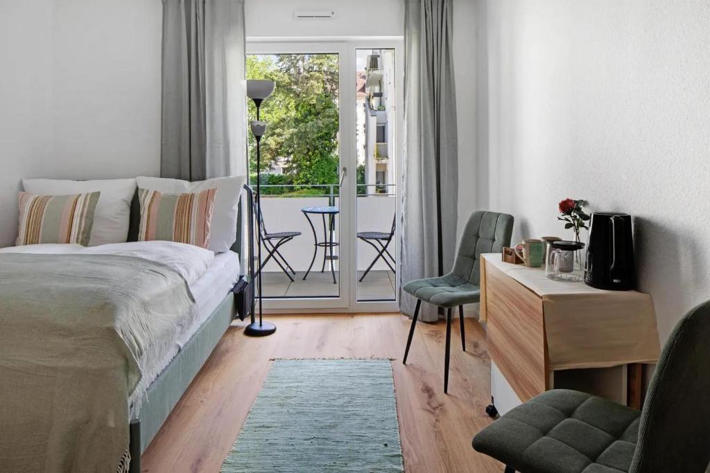 Unterwiehre-Nord Apartment | Ferienwohnung Bächle – Zentral wohnen mit Balkon in Freiburg