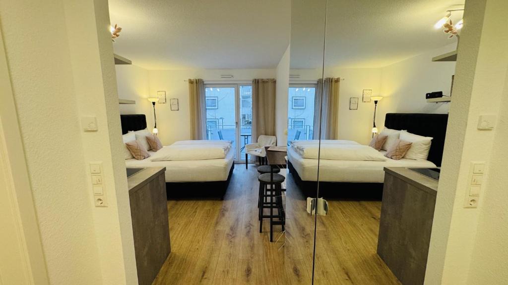 Unterwiehre-Nord Apartment | Ferienwohnung Juliette - Zentral wohnen mit Balkon, Glasfaser und kostenlosem Parkplatz