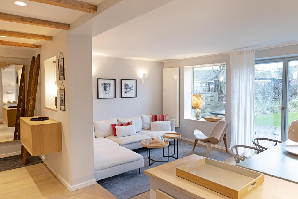 List House | Fiftyfour Loft