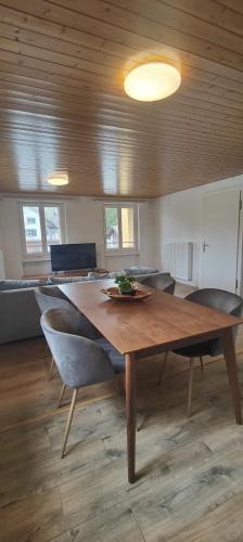Herznach Apartment | Gästehaus Spring Herznach